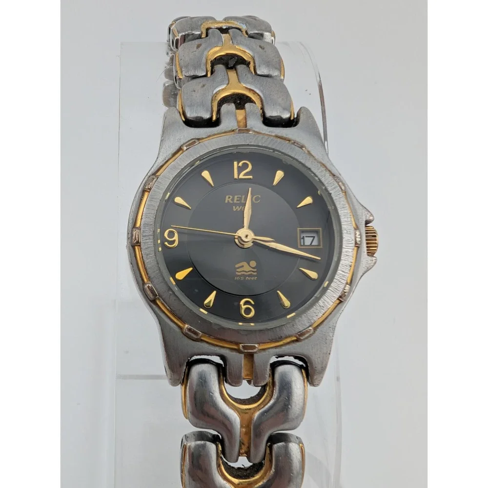Relic Wet Watch Women 26mm Case 5.75